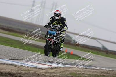 media/Nov-29-2025-TrackDaz (Sat) [[10ae2d9bce]]/B Group/Session 4 (Wheelie Bump)/